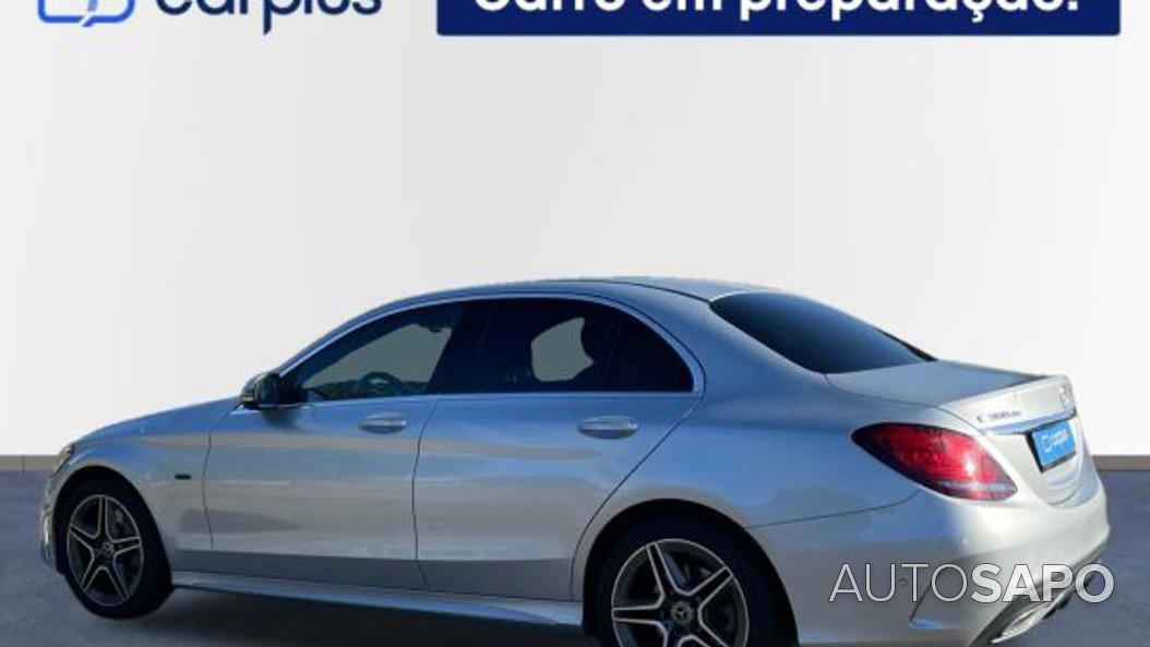 Mercedes-Benz Classe C 300 e AMG Line de 2020