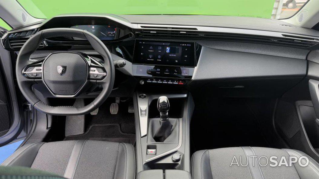Peugeot 308 1.2 PureTech Allure de 2024