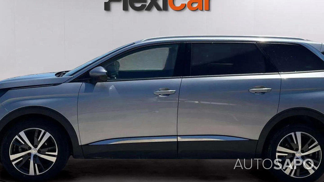 Peugeot 5008 de 2021