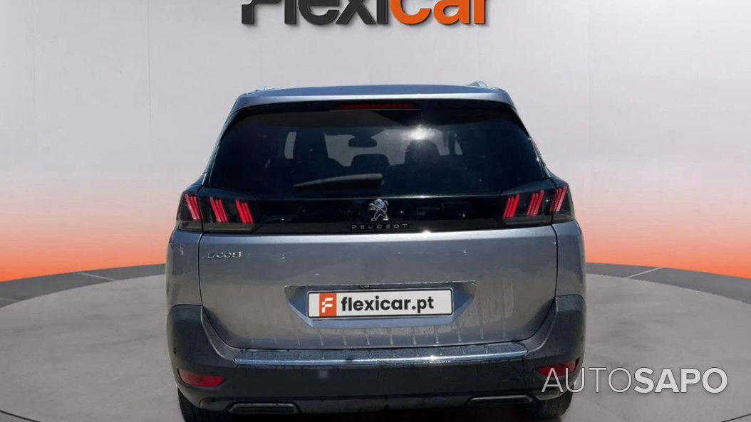 Peugeot 5008 de 2021