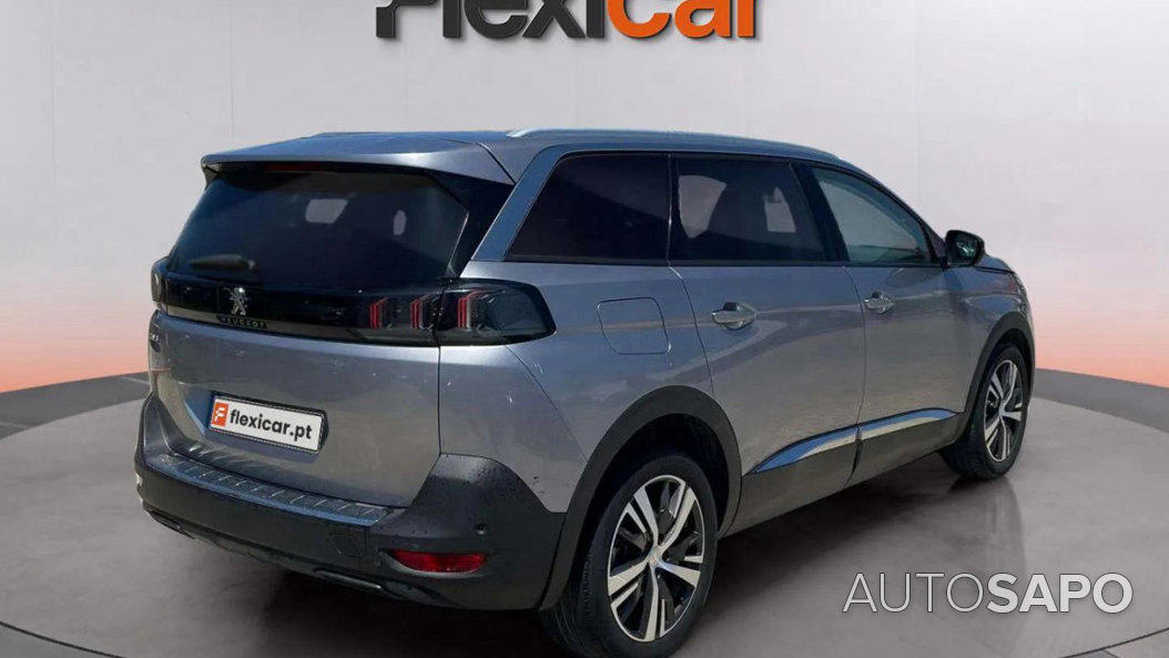 Peugeot 5008 de 2021