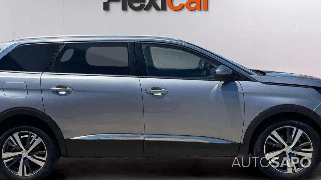 Peugeot 5008 de 2021