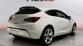 Opel Astra de 2012