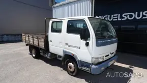 Nissan Cabstar de 2003