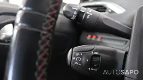 Peugeot 208 de 2015