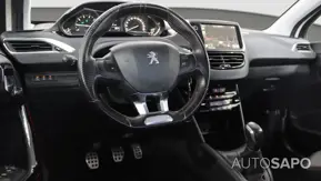 Peugeot 208 de 2015