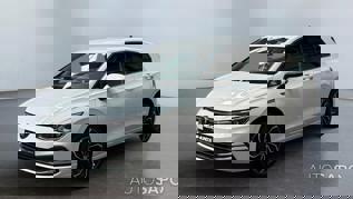 Volkswagen Golf de 2024
