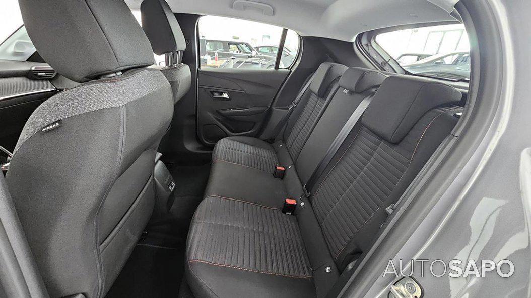 Peugeot e-2008 de 2022