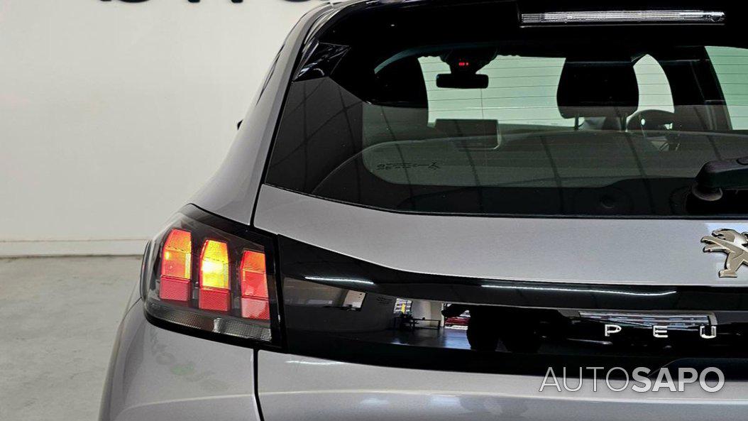 Peugeot e-2008 de 2022