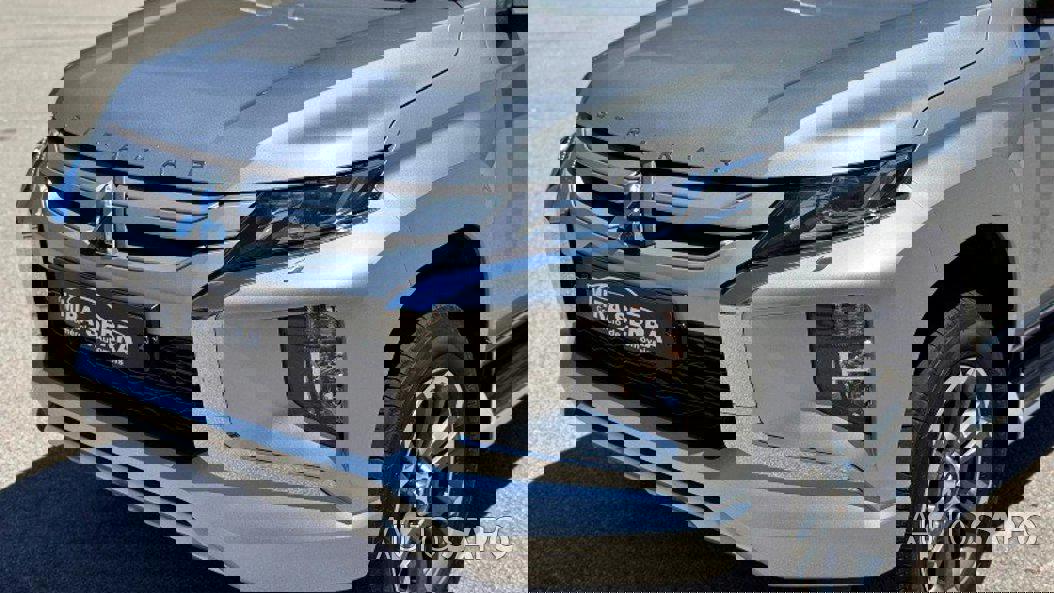 Mitsubishi L200 Strakar de 2021