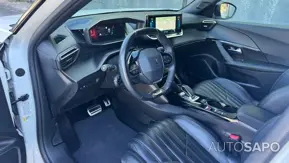 Peugeot e-2008 de 2021