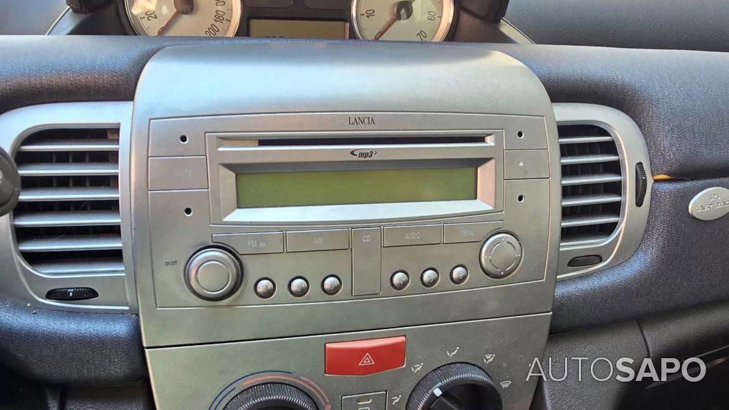 Lancia Ypsilon 1.2 16V Oro de 2007