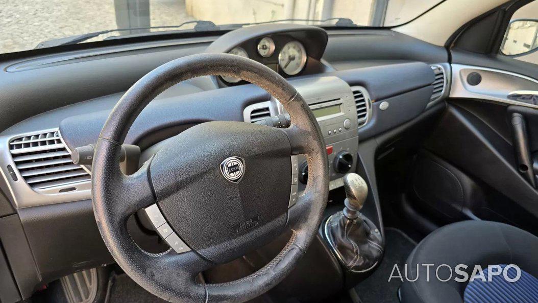 Lancia Ypsilon 1.2 16V Oro de 2007