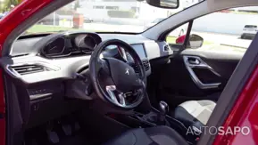 Peugeot 2008 1.2 PureTech Allure de 2017