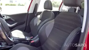 Peugeot 2008 1.2 PureTech Allure de 2017