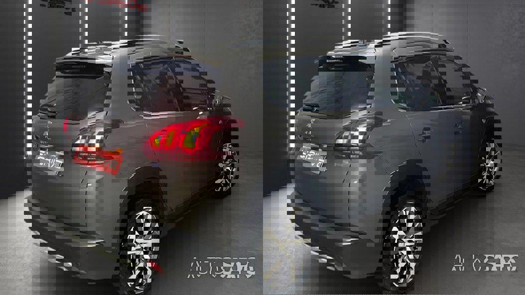 Peugeot 2008 1.2 PureTech Crossway EAT6 de 2017