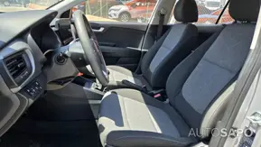 Kia Stonic 1.2 CVVT LX de 2021
