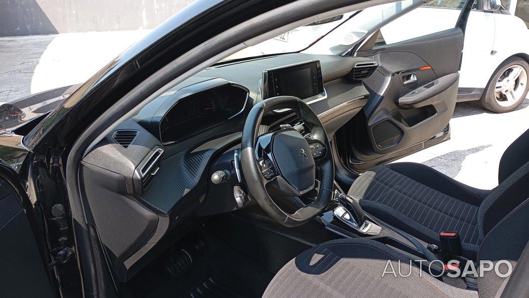 Peugeot 208 1.2 PureTech Allure Pack EAT8 de 2021