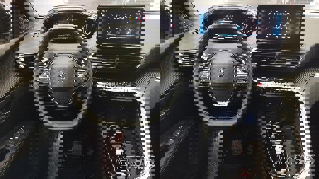 Peugeot 5008 1.2 PureTech Allure EAT8 de 2024