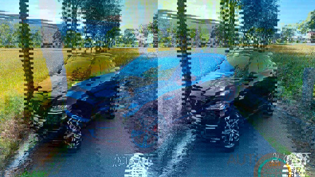 Jaguar F-Pace de 2016