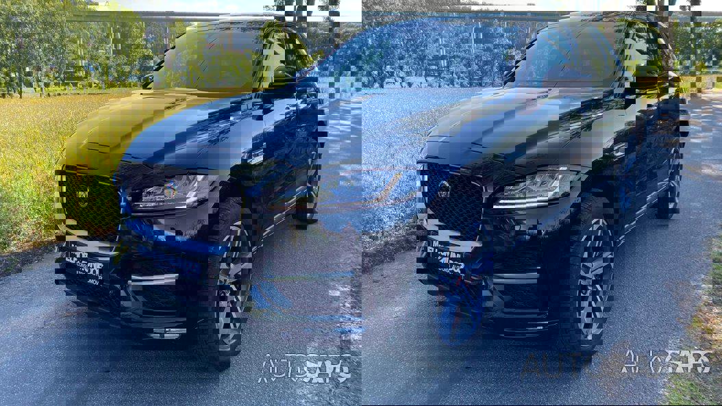 Jaguar F-Pace de 2016