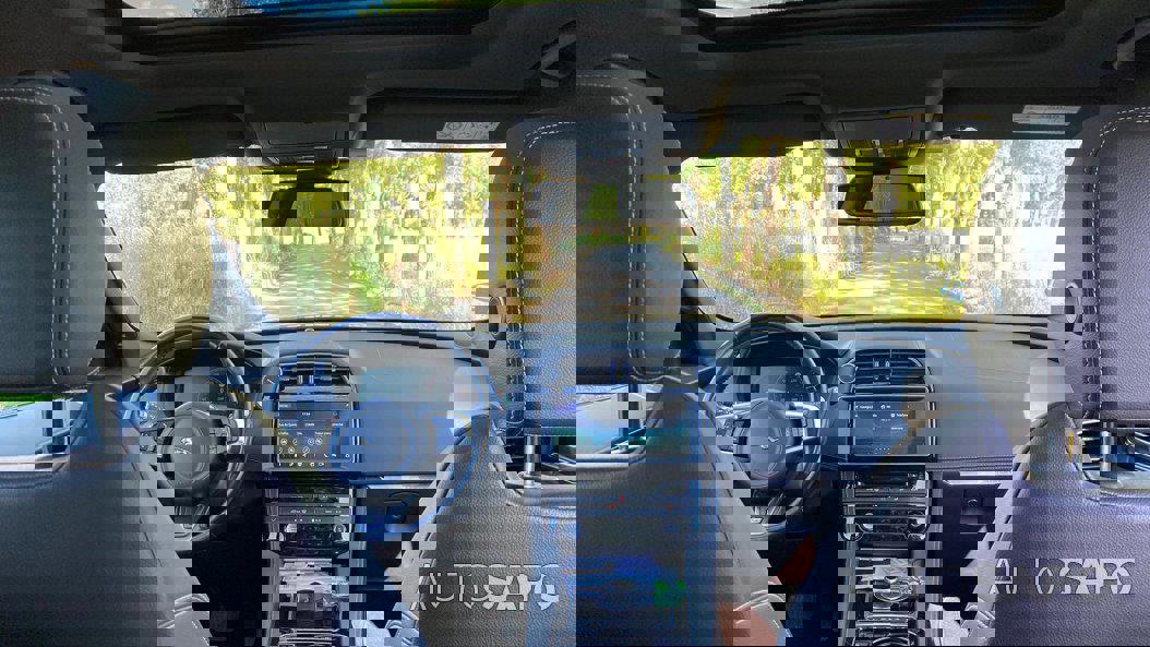 Jaguar F-Pace de 2016