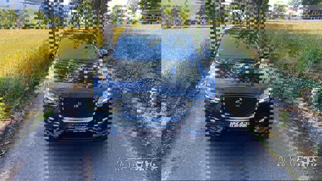 Jaguar F-Pace de 2016