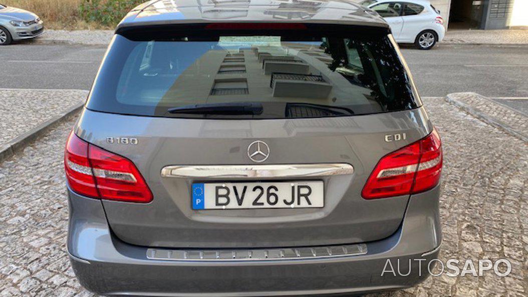 Mercedes-Benz Classe B 180 CDi BE Fleet Pack de 2014