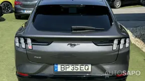 Ford Mustang Mach-E de 2024