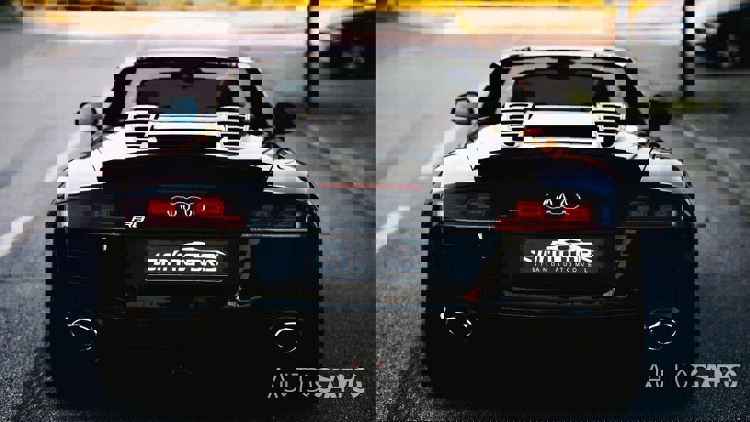 Audi R8 5.2 FSi V10 quattro R tronic de 2010