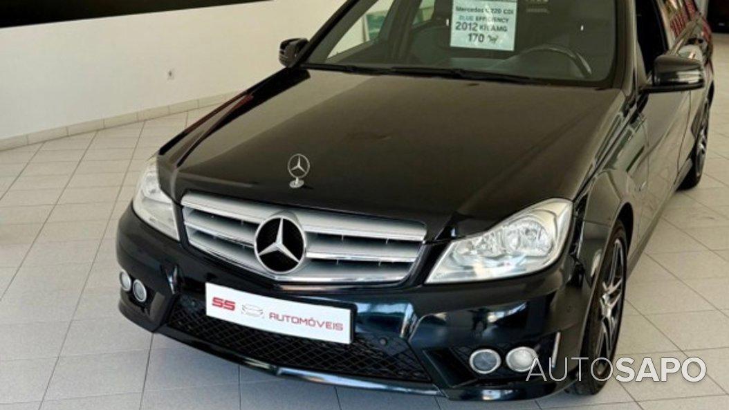 Mercedes-Benz 220 de 2012