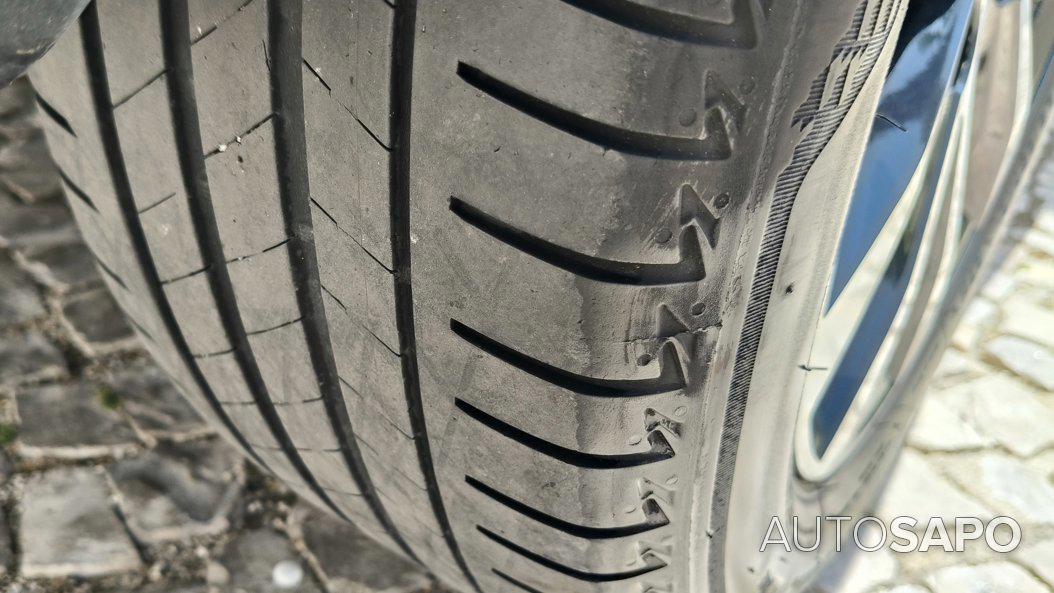 Renault Clio 1.0 TCe Limited Bi-Fuel de 2023