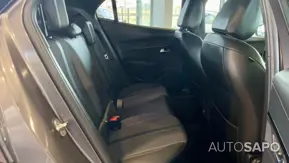 Peugeot 2008 1.2 PureTech Allure Pack EAT8 de 2021