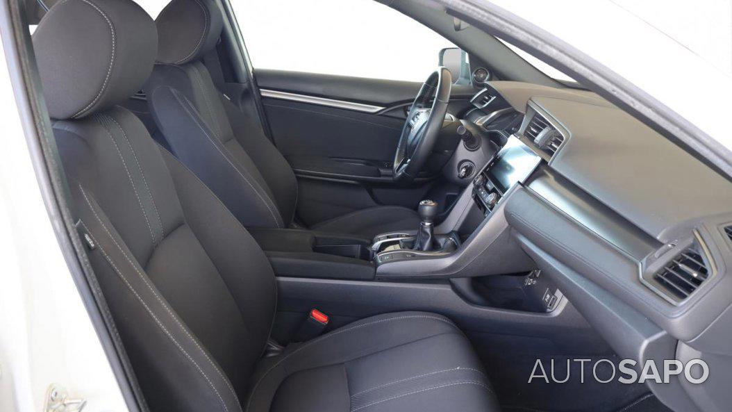 Honda Civic 1.0 i-VTEC Elegance Navi de 2017
