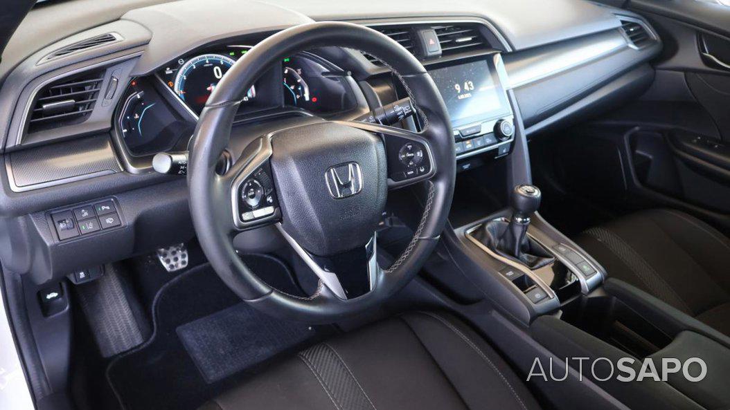 Honda Civic 1.0 i-VTEC Elegance Navi de 2017