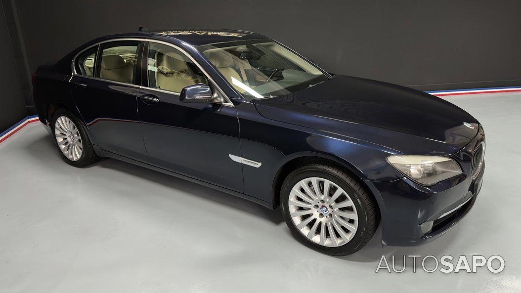 BMW Série 7 730 d de 2009