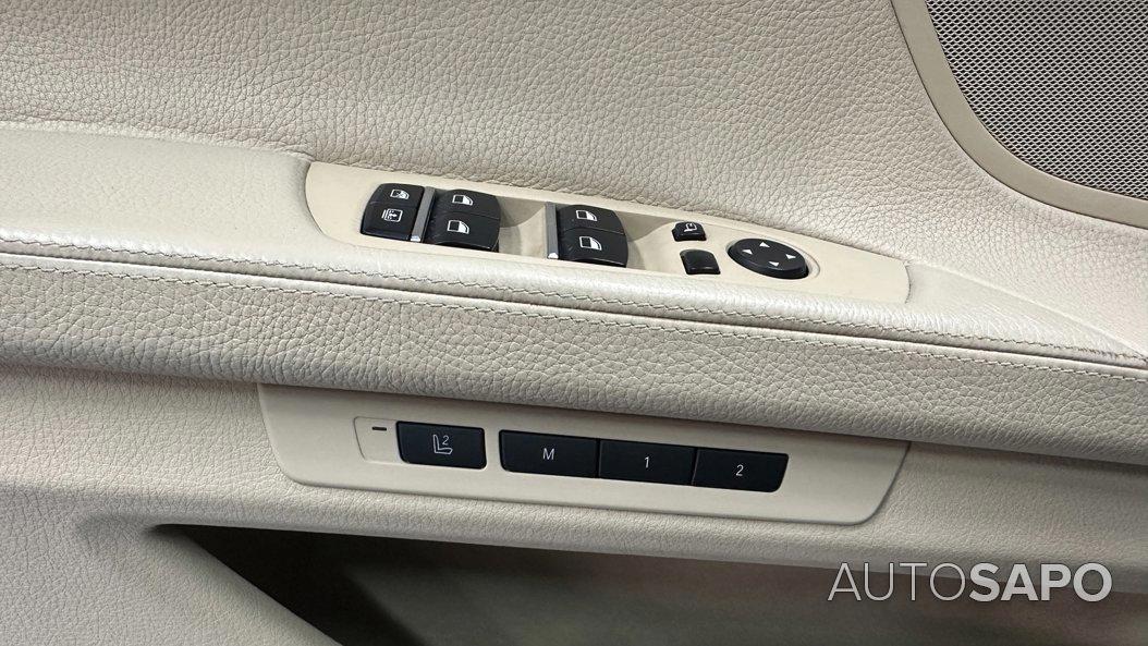 BMW Série 7 730 d de 2009
