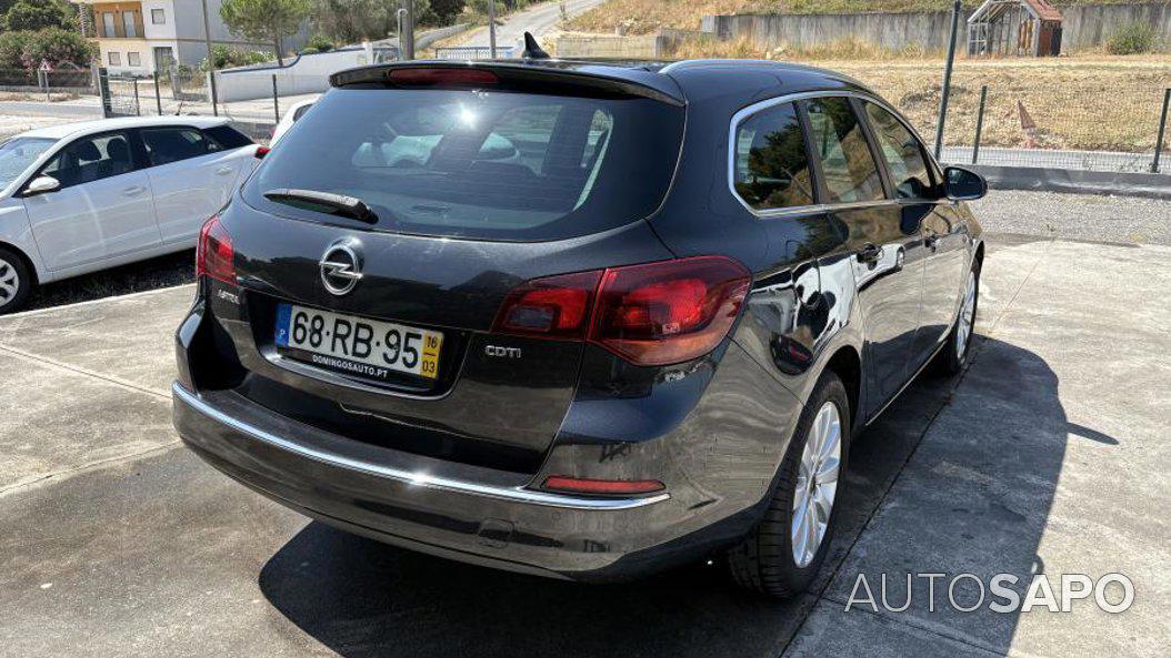 Opel Astra de 2016