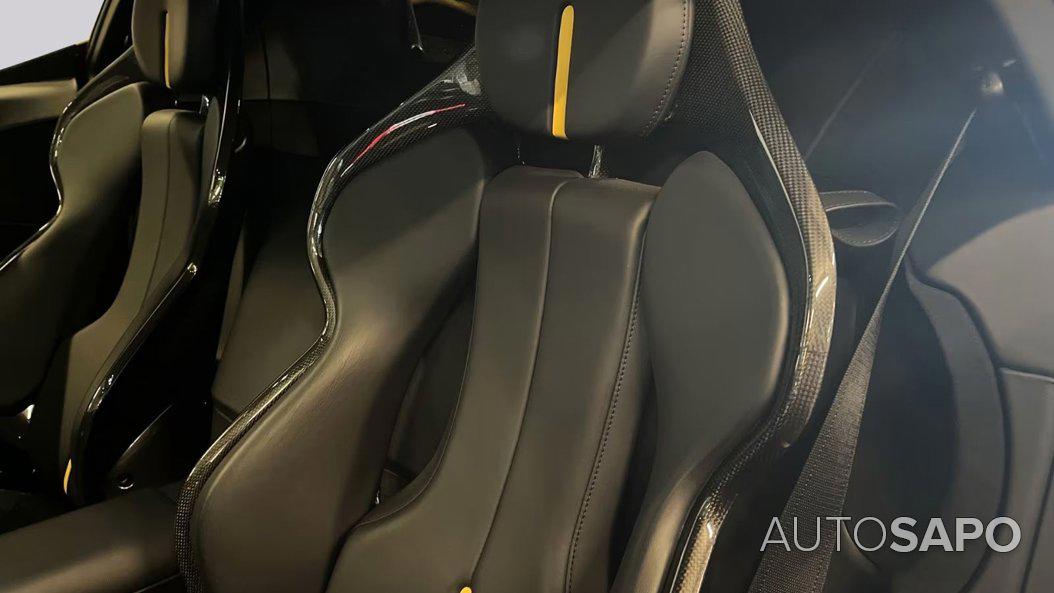 Ferrari SF90 de 2021