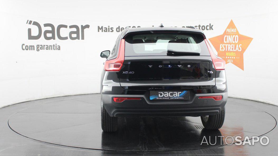 Volvo XC40 1.5 T2 Momentum Core de 2021