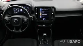 Volvo XC40 1.5 T2 Momentum Core de 2021