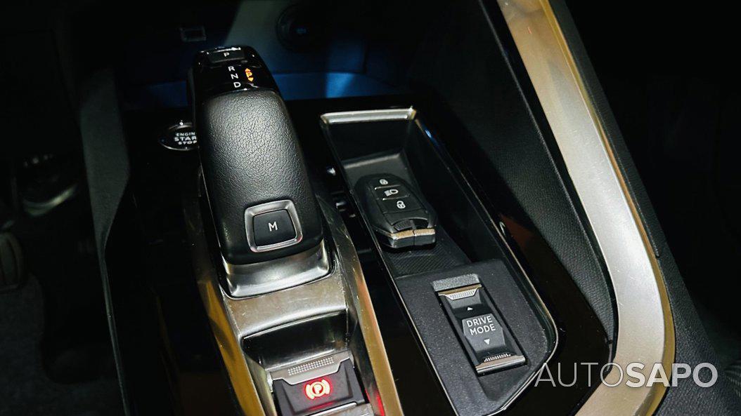 Peugeot 5008 1.2 PureTech Allure Pack EAT8 de 2021