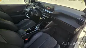 Peugeot 208 1.2 PureTech GT de 2021