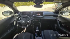 Peugeot 208 1.2 PureTech GT de 2021