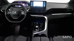 Peugeot 5008 1.2 PureTech Allure Pack EAT8 de 2024