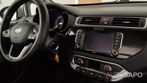 Kia Rio 1.1 CRDi Prime de 2015