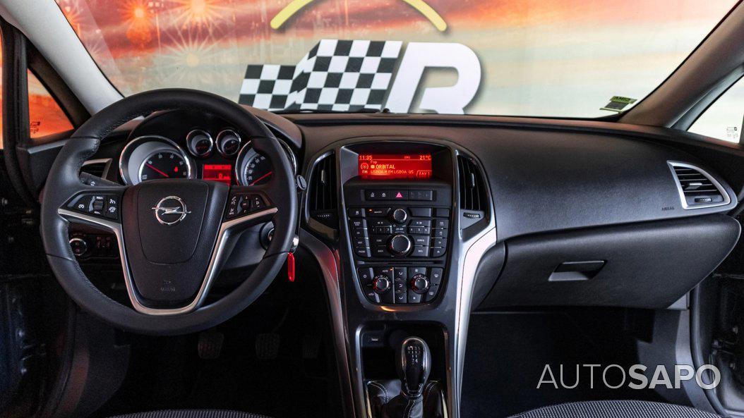 Opel Astra ST 1.3 CDTi Cosmo de 2013