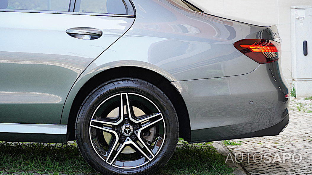 Mercedes-Benz Classe E 300 de AMG Line de 2021