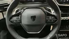 Peugeot 2008 1.2 PureTech Allure EAT8 de 2024