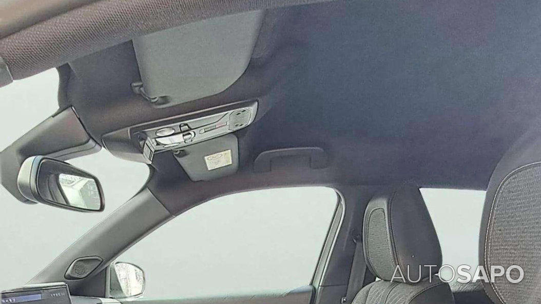 Peugeot 2008 1.2 PureTech Allure EAT8 de 2024